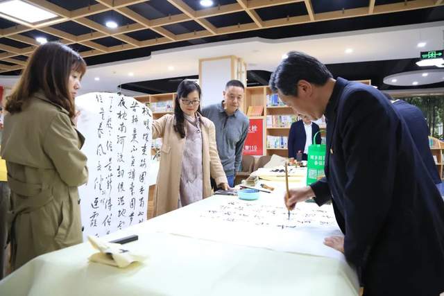 四川省民生研究会新媒体中心-官网