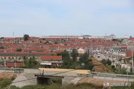 “活曲死鞠”的传说在胶东流传很广，牟平和莱州都有相应的例子图片
