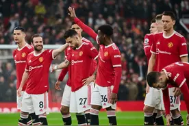 0-4！英超新惨案，曼联输麻木了，29年耻辱诞生，C罗提前无缘欧冠图片