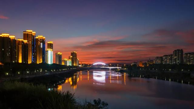 ���߽��ϸ� �������á���ȫ����Ӱ��չ�ɷ���Ӱ