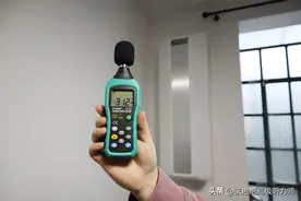 为什么换个地方助听器就会听不清？这篇文章告诉你图片