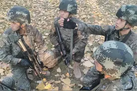 不守“规矩”的蓝军图片