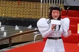 《浪姐》不香了？成团出道的杨钰莹，为啥还频繁到小县城商演图片