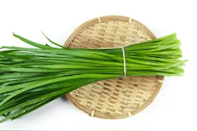 “春天第一鲜”的鲜嫩韭菜，超多做法，当早餐、当正餐都非常出色图片