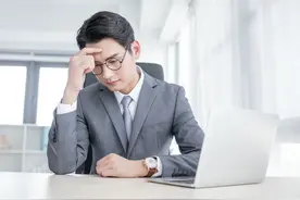 电脑里IE被强制替换成Edge，可使用这个方法解决。图片