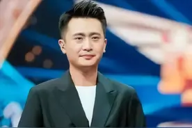 央视著名主持人杨帆：放弃张蕾，娶普通妻子，女儿成贴心小棉袄图片