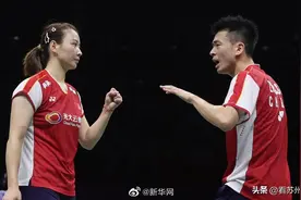 雅思组合2比1战胜韩国队，黄雅琼赛后卷腹跳原来是游戏输了图片