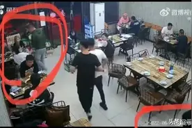 大姑娘小媳妇半夜上街撸串儿喝酒图片