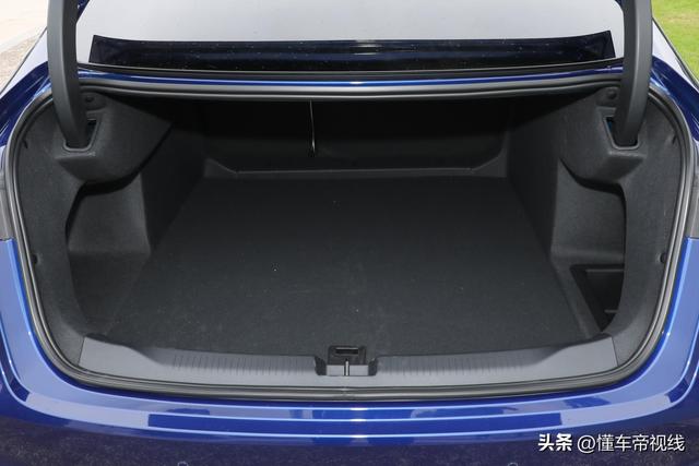 新车 | 售17.99万元起 新一代别克君越上市 换新发动机 标配30英寸大屏