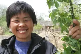 他因杀妻被判15年，11年后“亡妻”突然回家，还和他人结婚生子图片