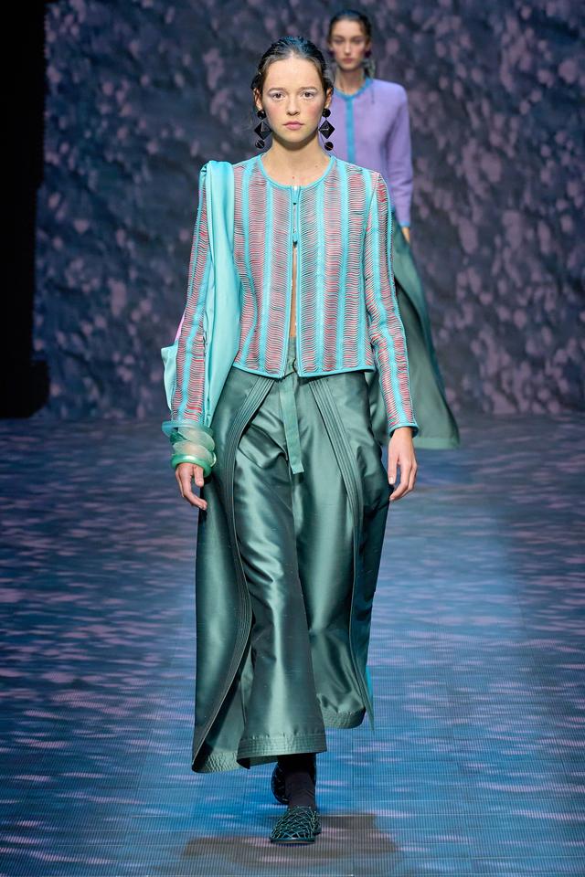 ������Armani2023����ϵ�н���������������Ϊ�������