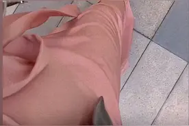 造孽啊！猜测周周前生经历：西非周周可怜之人已无回头之路图片