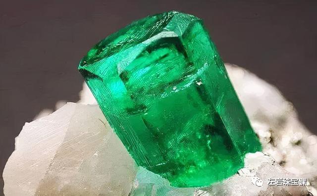 绿宝石王者——祖母绿入门指南
