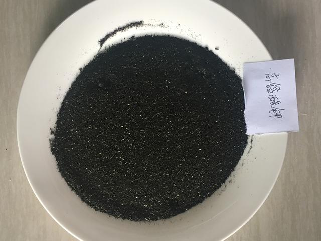 高锰酸钾什么颜色介绍（不同色彩的高锰酸钾溶液其作用也不同）