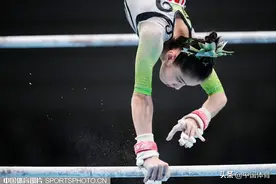 体操亚锦赛团体决赛中国男女队双双领跑 日本队暂列第三位图片