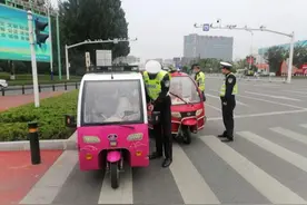 电动三轮车上路标准明确！交警：车道、车牌、驾照要求，全告诉你图片