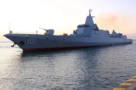 055驱逐舰还可以有哪些改进？下一批次或将出现全能战舰图片