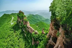 走进太行山魅力神奇的奇石世界图片