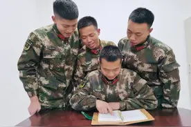 士兵笔记本，换新更换“芯”图片