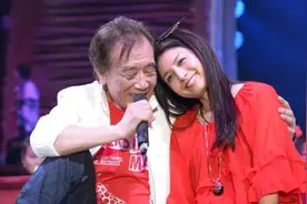 张馨茹：不顾家人反对，34岁嫁给67岁的张帝，做闺蜜后妈也幸福图片