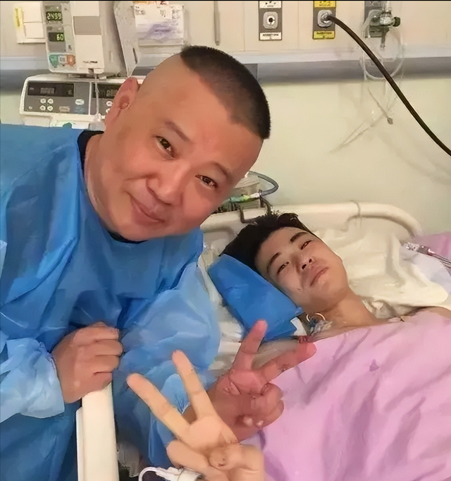 张云雷：大难不死，高台坠落险些丧命，同行李欧为何被扫地出门？