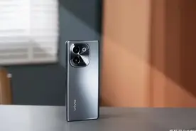 终于有人说出来了，手机电池容量不是越大越好图片