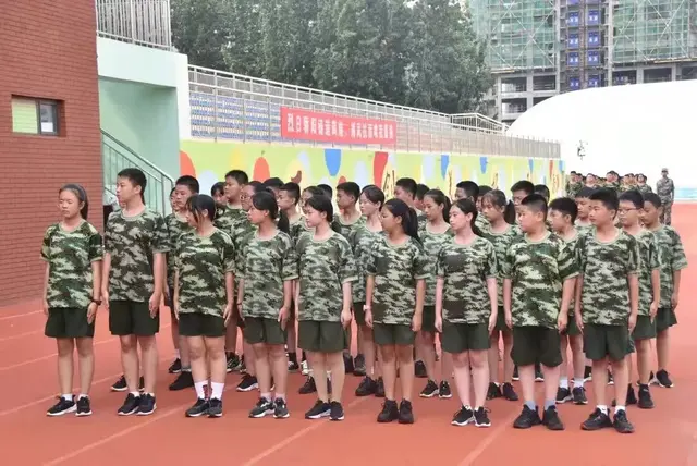 Ϋ´̨ѧУ̬ѧУƷʽ֮ḻʵĳл