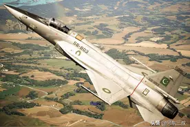 具备隐身能力，能骗过S400防空系统，巴空军将接收50架枭龙3图片