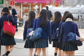 日本高中生拍AV或将合法，议员：绝不容许这种丢脸事发生图片