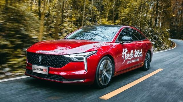 春节购车花小钱办大事，一汽奔腾B70是你最值得的明智之选