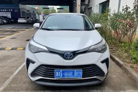 丰田奕泽IZOA真实油耗被晒，车主坦言：油耗真不高图片