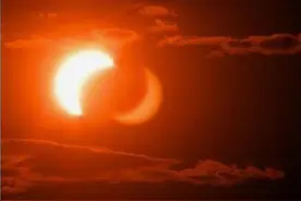 湖南一地经常出现日月互换，上万鬼崽石像吓坏村民，专家介入调查图片