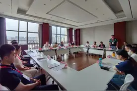 全市新录用公务员初任培训班第三期研讨交流发言摘编图片
