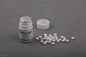 激素和肾穿刺，该走下神坛了图片