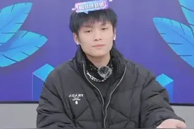 杨爸不雅视频疯传，网友花一块钱购买观看，跑到小杨哥直播间报销图片