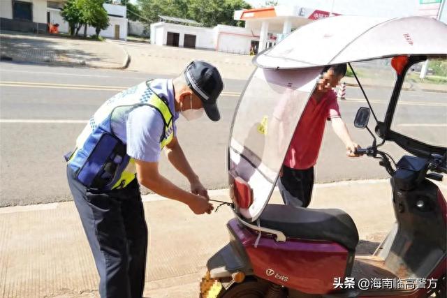 逾期不处理交通违法上海，3661起临高公安交警紧盯这类重点交通违法行为→ 配图16