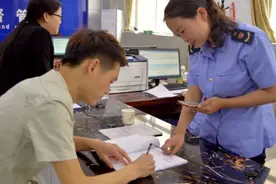 7类事业单位员工，未来有望成为公务员，工资和待遇都可能要提高图片