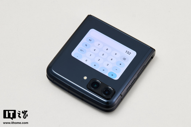 moto razr 2022 上手体验：实用为先，以旗舰致敬经典