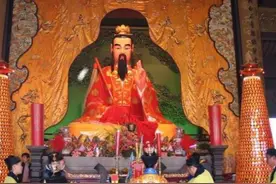 “黄大仙”有多厉害？有的老人还供上一尊仙位，有道理还是迷信？图片