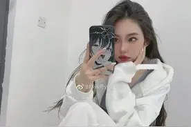 “二次元辣妹”上线，Oversize身材可以做你的屏保吗？图片