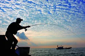 拿起钓鱼竿：一个时代转折的隐喻图片