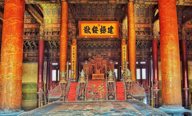 中国古代修建品级规格最高的宫殿-故宫三大殿之首:太和殿