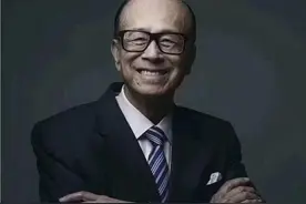 商业巨鳄李嘉诚的一生，受父亲的影响图片