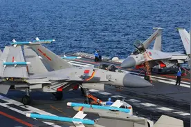 “大黄蜂”即将停产！中国的歼-15，成为重型舰载机最后的绝唱？图片