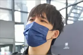 人间极品大张伟！春晚假唱，承认抄袭却逆风翻盘，情商堪比何炅图片