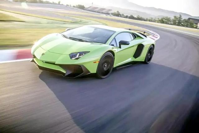 全屏超高清的超跑豪车壁纸 .欣赏一下 ！#创作灵感