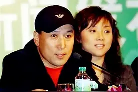李永波近况：稳坐主教练位置24年，今头发花白，60岁为儿子奔波图片