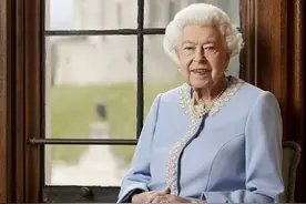 女王登基70年庆典，“老太子”查尔斯出尽风头，安妮公主骑马好帅图片