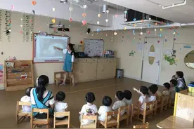 幼儿园过渡的小小班，对娃真有那么多好处？3类宝宝一定不要去图片