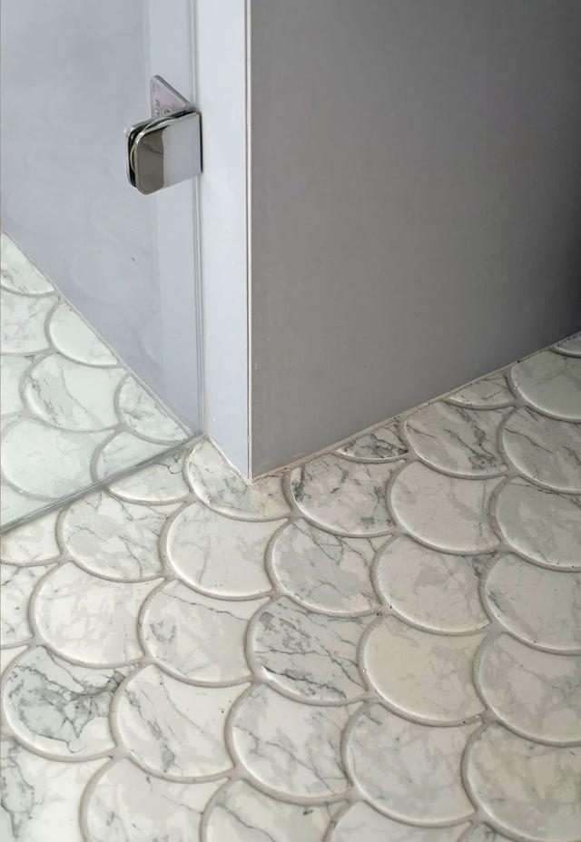 哇喔，反传统设计！屋内漂浮一座座猫屿，成为笑声满满的亲子猫宅